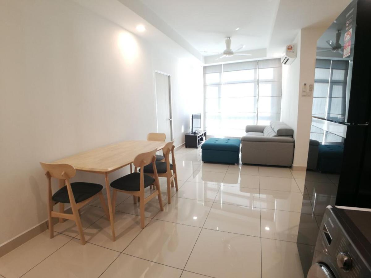 Central Residence Homestay2 @ Sungai Besi, Kuala Lumpur Ngoại thất bức ảnh